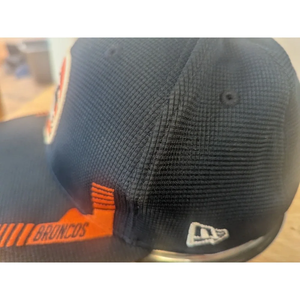 New Era Denver Broncos Throwback  Patch 59FIFTY‎ Fitted Hat 7 3/8